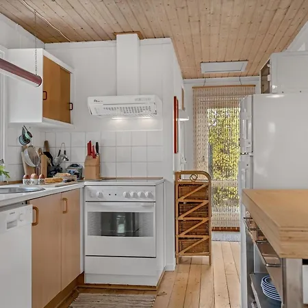 Cordelia - 400m From The Sea By Interhome *
